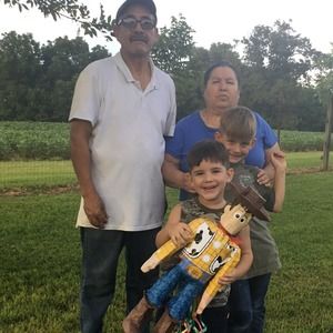 Meet your Posher, Erick